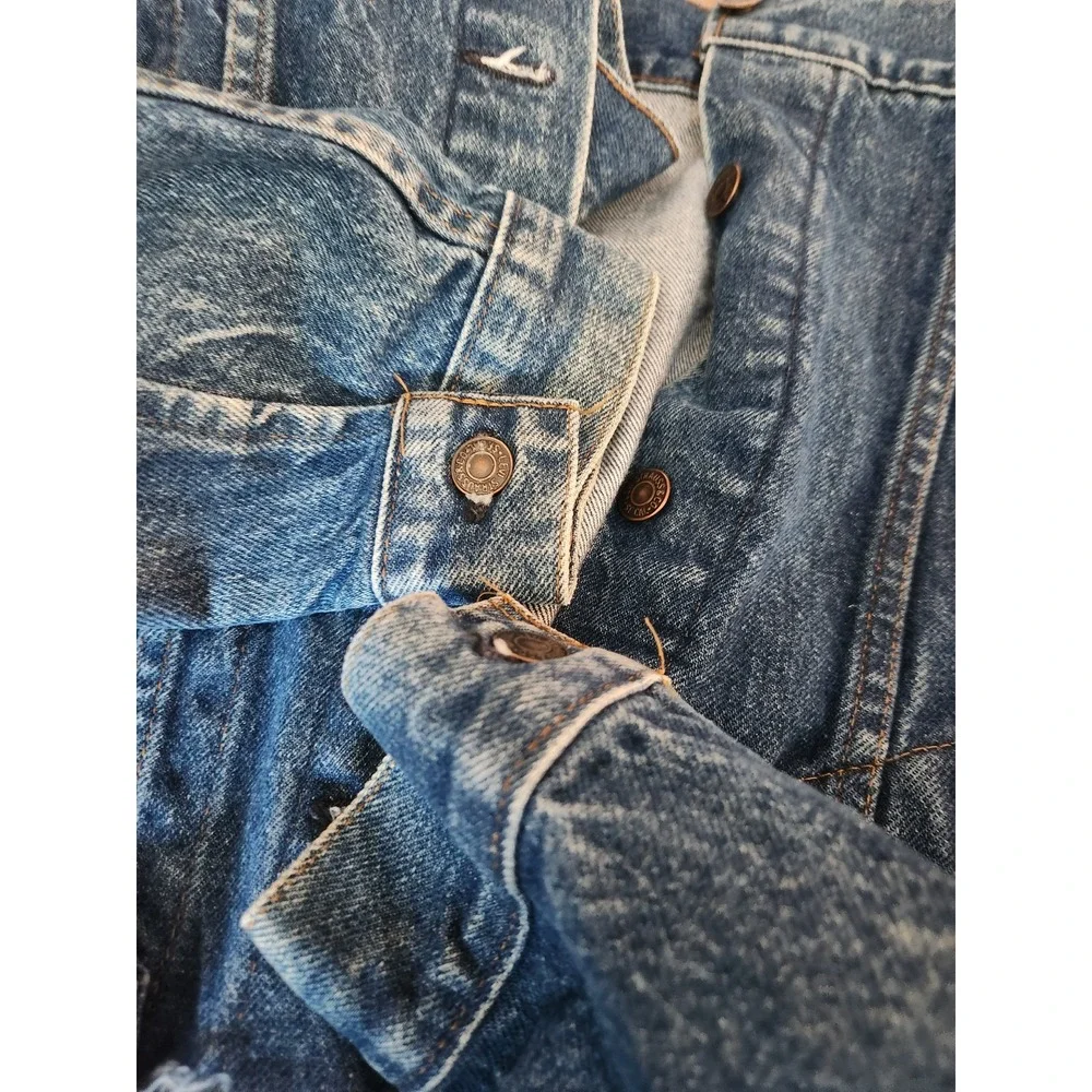 Levis this classic